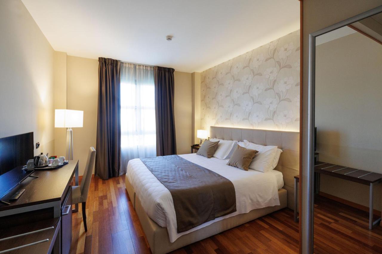 Charme Hotel 4*
