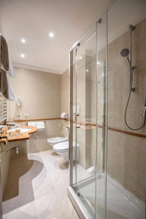 Charme Hotel 4*