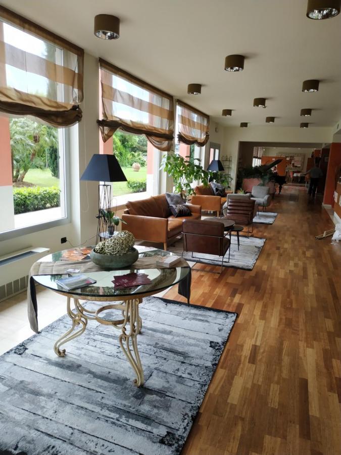 Charme Hotel 4*